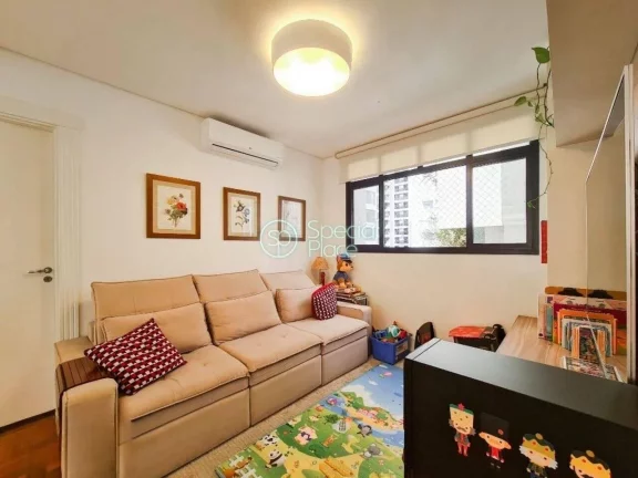 Imagem Um cuidadoso projeto de reforma moderno e funcional. São 129,75m² de área útil, três dormitóri...