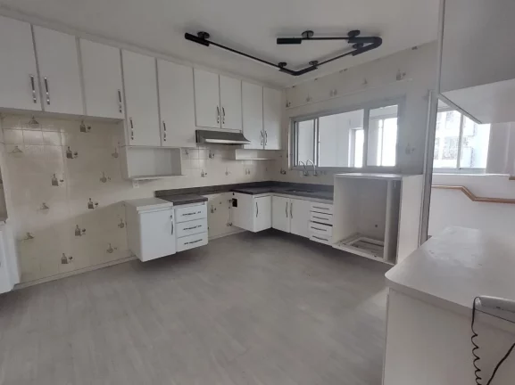Imagem Apartamento com 3 dormitórios (1 suíte) , 2 Vagas de garagem, Pompeia, Portaria 24 hs, Gerador