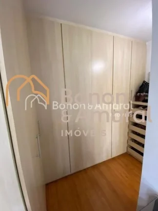 Imagem Ótimo apartamento à venda com 4 quartos, 1 suíte, varanda e 2 vagas de garagem.
Condomínio local...