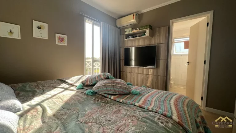 Imagem Casa a venda no condomínio Chácara das Palmeiras Imperiais - Medeiros