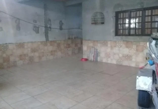 Imagem Sobrado para Venda por R$425.000,00 com 295m², 2 dormitórios, 1 suite e 2 vagas - Guainazes, São paulo / SP - Cód. BDI37664