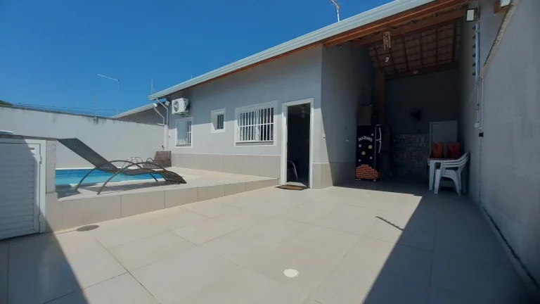 Imagem Casa para Venda em Itanhaém, Cibratel II, 2 dormitórios, 1 suíte, 2 banheiros, 2 vagas