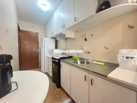 Imagem Apartamento a venda na quadra do mar, localizado no Centro Sul de Balneário Camboriú.