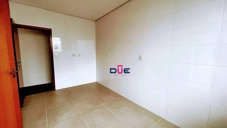 Imagem Casa com 4 dormitórios à venda, 244 m² por R$ 1.800.000 - Embaré - Santos/SP