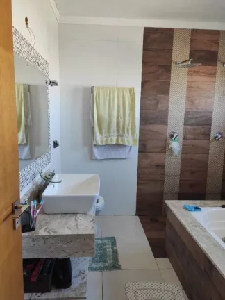 Imagem Sobrado com 4 dormitórios à venda, 360 m² por R$ 2.200.000,00 - Parque Residencial Itapeti - Mogi das Cruzes/SP