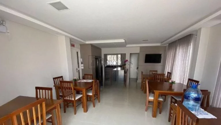 Imagem Apartamento com 3 dormitórios à venda no Centro de Balneário Camboriú/SC