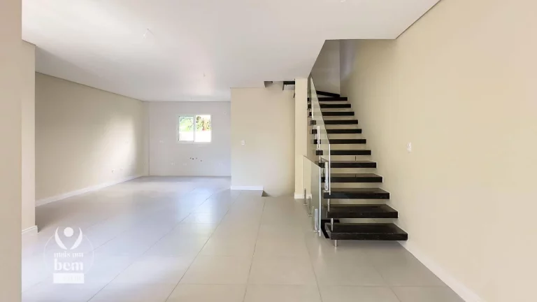 Imagem Sobrado com 244 m², 3 Suítes, Sala intima , Condominio Fechado com Piscina e Salão de Festas à venda por R$ 1.290.000 - Campo Comprido - Curitiba/PR