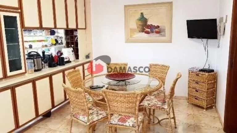 Imagem Sobrado à venda 3 Quartos, 3 Suites, 5 Vagas, 326M², Santa Maria, Santo André - SP