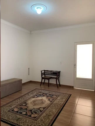 Imagem Imperdível! Casa à venda em Franca-SP, bairro Cidade Nova, com 2 quartos, 2 salas, 1 banheiro, 4 vagas de garagem, 170m². Venha conferir!