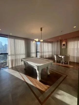 Imagem Apartamento alto padrão com 3 suítes e 3 vagas de garagem - Meia Praia | Itapema/SC