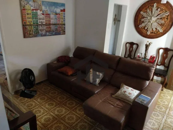 Imagem Casa de 330m² à venda, com 4 Quartos e 6 Salas, localizada no Poço, Recife - Pernambuco.