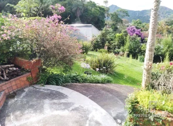 Imagem Casa à venda, 133 m² por R$ 1.150.000,00 - Golfe - Teresópolis/RJ