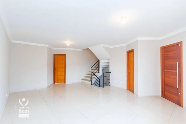 Imagem Sobrado com 4 Quartos, 1 Suite, 3 Vagas, com Lareira e Churrasqueira à venda, 207 m² por R$ 1.200.000,00 - Bom Retiro - Curitiba/PR