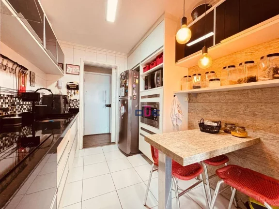 Imagem Apartamento com 3 dormitórios à venda, 106 m² por R$ 1.120.000 - Ponta da Praia - Santos/SP