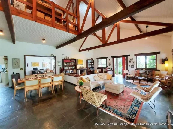 Imagem Casa com 3 quartos, 535 m², à venda por R$2.700.000- Granja Viana