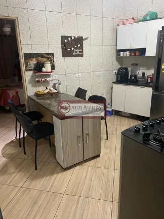Imagem Vendo Sobrado com 3 casas para renda tatal de 3 Dormitórios sendo 1 suíte no Jardim Guanabara - São Paulo por R$ 340.000