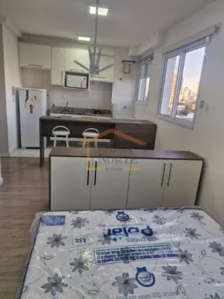 Imagem Apartamento estilo Studio, TOTALMENTE MOBILIADO, dormitório com armários planejados e cama de casa...