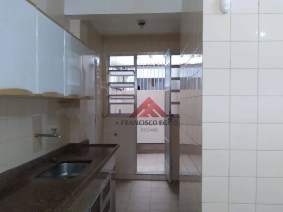 Imagem Apartamento com 2 dormitórios à venda, 76 m² por R$ 250.000,00 - Centro - São Gonçalo/RJ