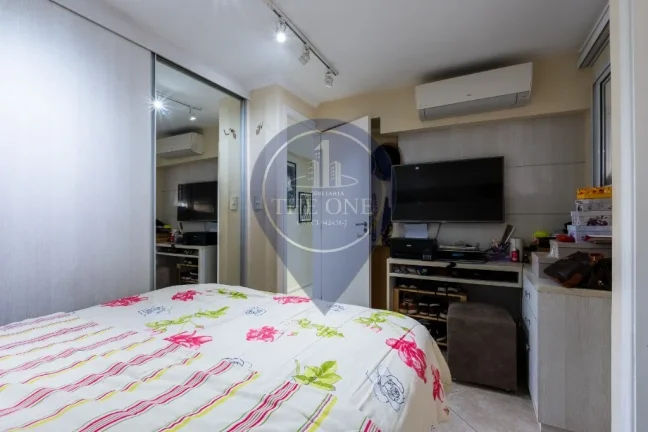 Imagem Apartamento à venda na Aclimação, São Paulo-SP: 3 quartos, 1 suíte, 2 salas, 2 banheiros, 1 vaga de garagem, 83m². Venha conferir!