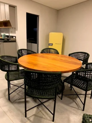 Imagem ITAPETINGA. CONDOMÍNIO FECHADO. CASA NOVA TOTALMENTE MOBILIADA.