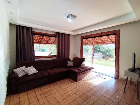 Imagem Casa em condomínio, piscina, área gourmet, pomar, varanda