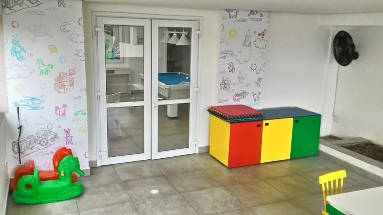 Imagem PITANGUEIRAS- MARAVILHOSO APARTAMENTO COM MARAVILHOSA ÁREA DE LAZER , 02 VAGAS .