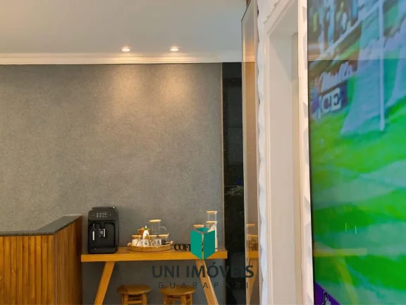 Imagem Triplex à venda em bairro nobre de Guarapari com área gourmet e deck para lagoa