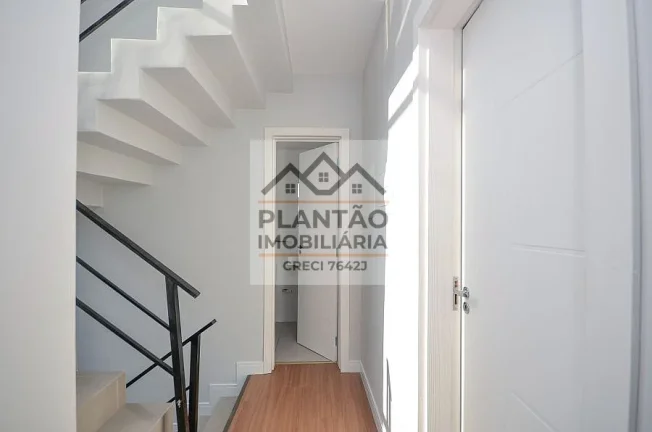 Foto do imóvel: Sobrado em Condomínio a Venda no bairro Uberaba - Curitiba, PR