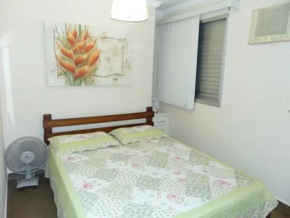 Imagem Pitangueiras,Local Nobre,70 M do Mar,1 por Andar,140 M² Úteis,Garagem,Churrasqueira,Totalmente Reformado,Top de Linha,Lindo!!!
