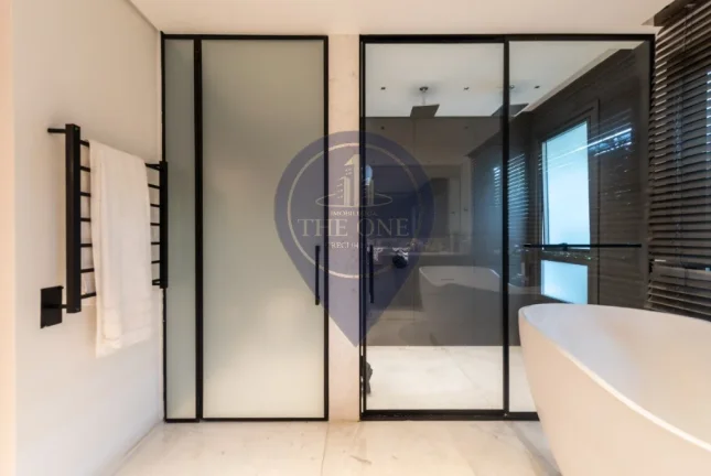Imagem Luxuosa mansão de 4 quartos, 4 suítes e 8 salas no Alto de Pinheiros, São Paulo-SP - Imperdível!