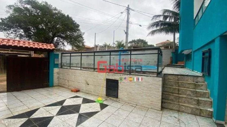 Imagem Casa com 4 dormitórios à venda, 386 m² por R$ 600.000,00 - Boqueirão - São Pedro da Aldeia/RJ