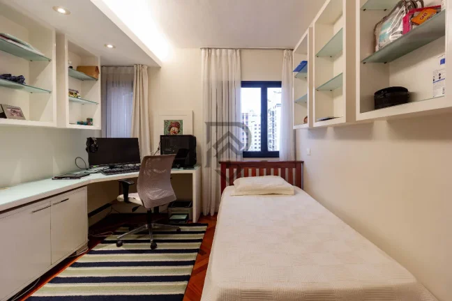 Imagem Apartamento pinheiros andar alto condominio arborizado