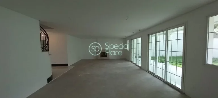 Imagem Um empreendimento fantástico, suntuoso, inteligente e bem localizado. O condomínio possui 17.000 m...