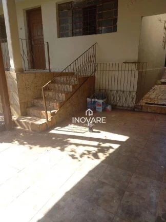 Imagem Casa com 3 dormitórios à venda por R$ 200.000,00 - Setor Central - Itumbiara/GO