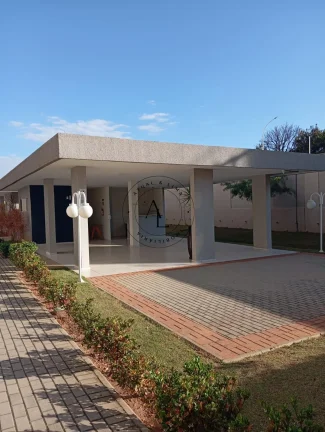 Imagem Apartamento Completo com 2 Quartos, em Condomínio com Piscina e Churrasqueira