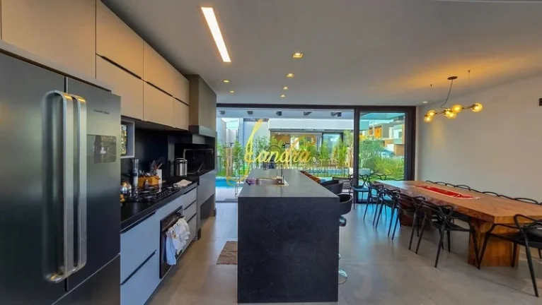 Imagem Sobrado pronto com 4 suítes novo mobiliado e decorado