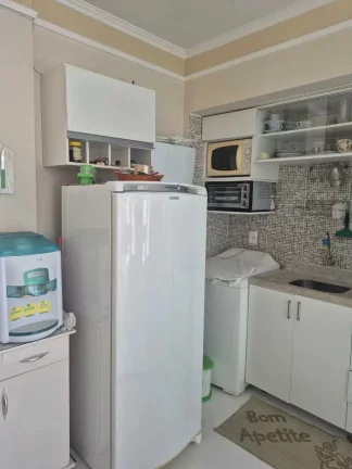 Imagem Apartamento mobiliado com 1 dormitório e 1 vaga de garagem no bairro Vila Real em Balneário Camboriú