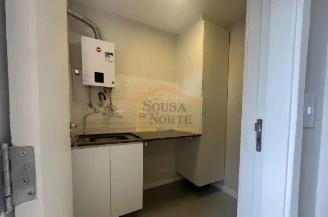 Imagem Apartamento de 80m² em Moema, totalmente reformado, com 2 dormitórios, 2 banheiros, 1 vaga de gara...