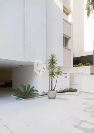 Imagem APTO ESPAÇOSO COM 180 M², 3 SUÍTES, REFORMADA E IMPECÁVEL COM INFRA PARA AR COND, 2 VAGAS DETERMINADAS E 16º ANDAR - JD PAULISTA