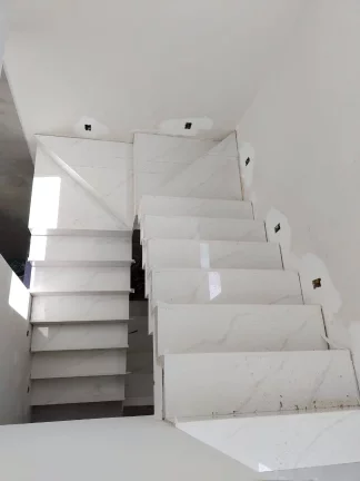 Imagem Sobrado Novo Alto Padrão 3 Dormitórios e 3 Suítes Estuda Permuta