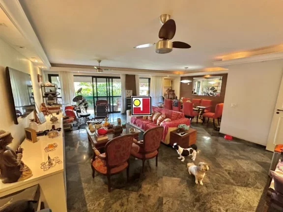 Imagem Vendo 3Q(1Ste) prédio luxuoso na Alfredo Russel, repleto armários, reformado, 2 vg, R$4.000.000, sauna, parquinho, salão festas, ginastica, cp futebol
