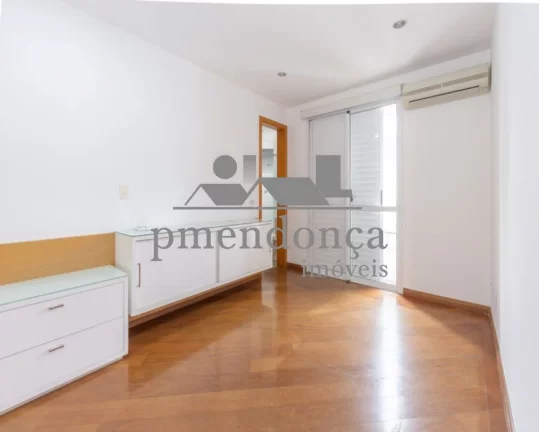 Imagem Apartamento à venda Rua Monte Alegre com 3 suítes e 4 vagas, 231m²