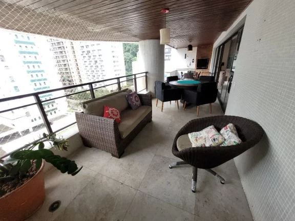 Imagem Apartamento com 4 dormitórios à venda, 200 m² - Pitangueiras - Guarujá/SP
