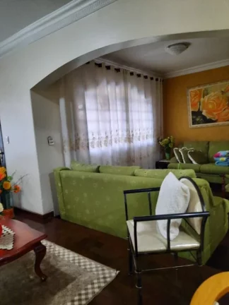 Imagem Casa com 2 dormitórios à venda, 160 m² por R$ 1.200.000,00 - Vila Monteiro - Poá/SP