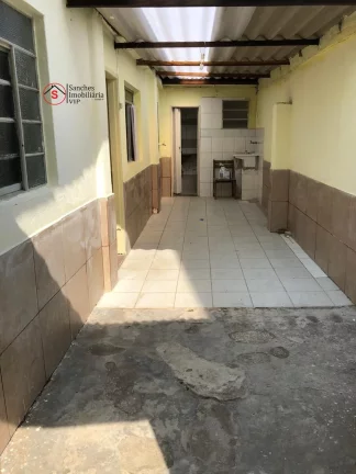 Imagem Aluga-se Casa 01 dormitório | 70 m