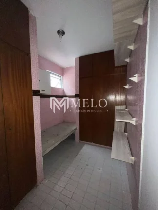 Imagem Oportunidade em BOA VIAGEM: 168m², 03qts, 01suite, 01vaga...