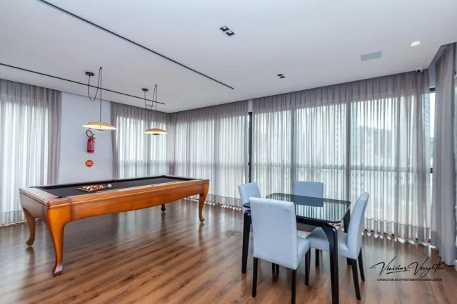 Imagem Apartamento 4 ou + dormitórios para Venda em Balneário Camboriú / SC no bairro Pioneiros