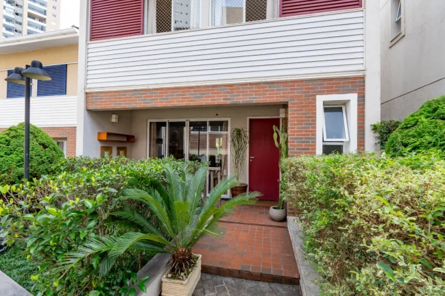 Imagem Casa no condomínio New England Condominium para venda com 3 quartos, sendo 2 suítes , 264m2