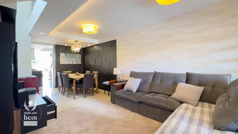 Imagem Sobrado com 3 dormitórios à venda, 323 m² por R$ 1.299.000,00 - Bacacheri - Curitiba/PR
