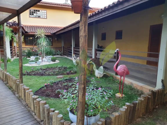 Imagem Espetacular Sítio dentro da Cidade com 36.000m² em Piracaia